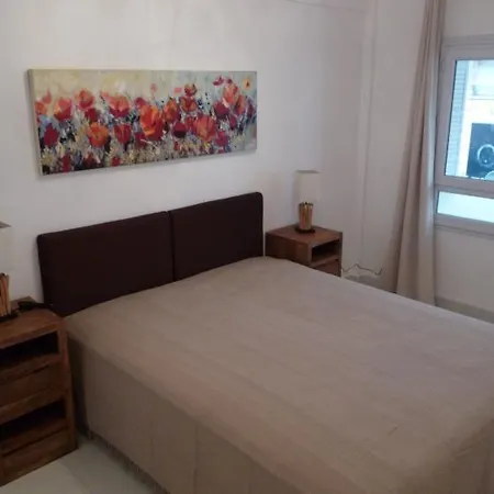 Sleeps 4 Air Con Wifi T229873 Appartement Cannes